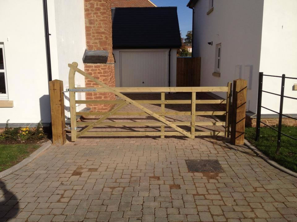 Exeter Commercial Fencing
